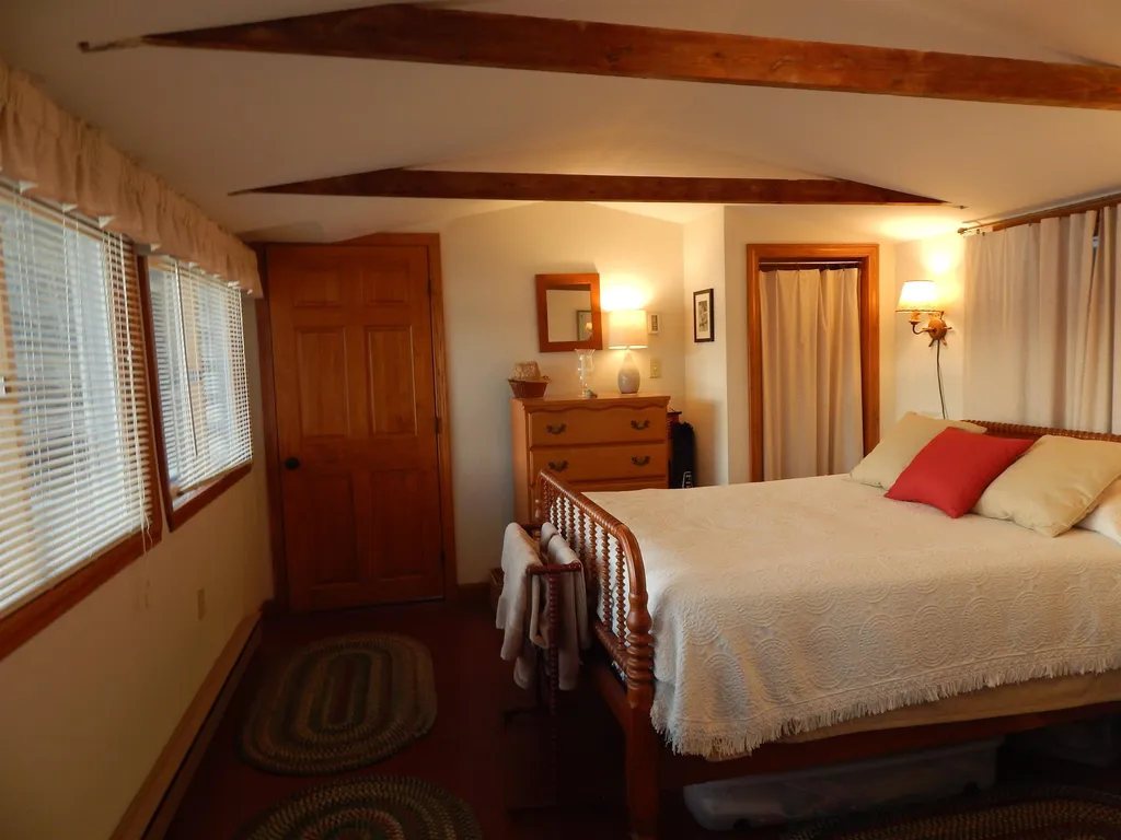 72 East Shore Drive Bradford NH 03221