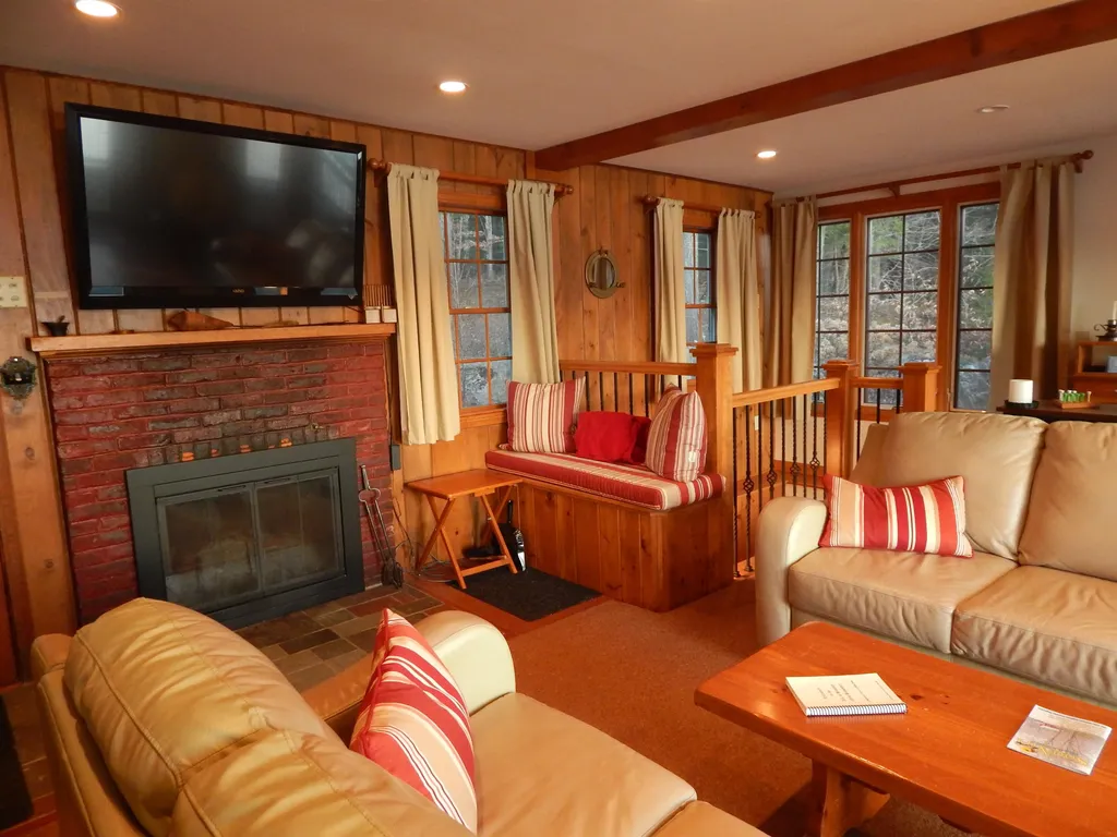 72 East Shore Drive Bradford NH 03221