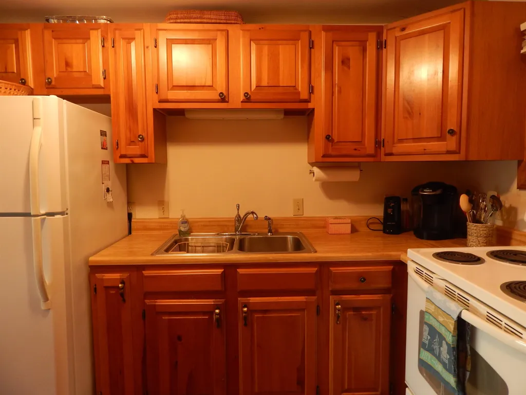 72 East Shore Drive Bradford NH 03221