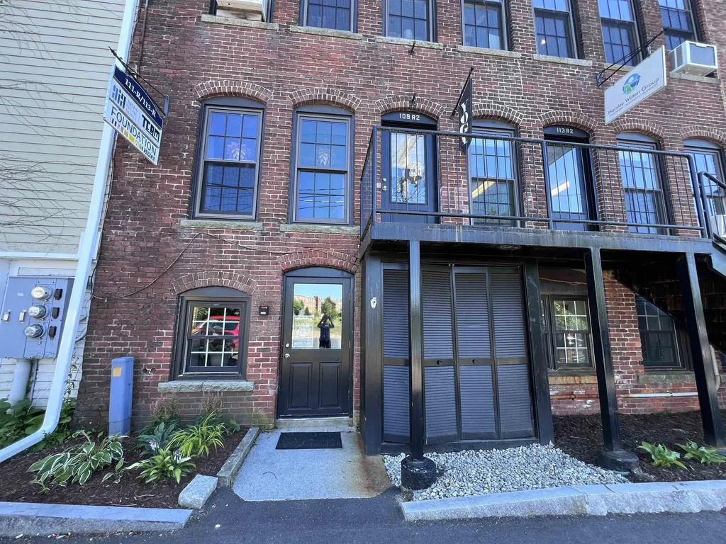 113r Water Street Exeter NH 03833