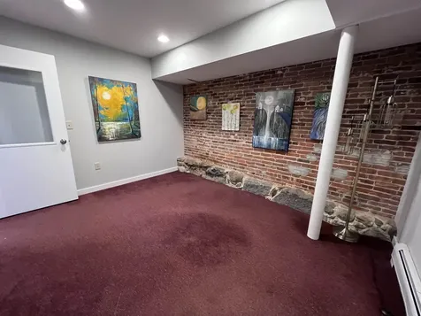 113r Water Street Exeter NH 03833