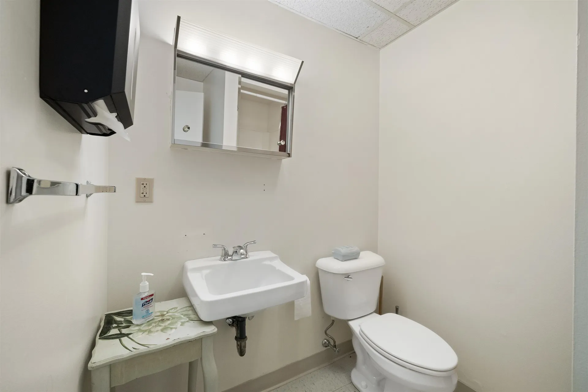 155 Main Dunstable Road Nashua NH 03060