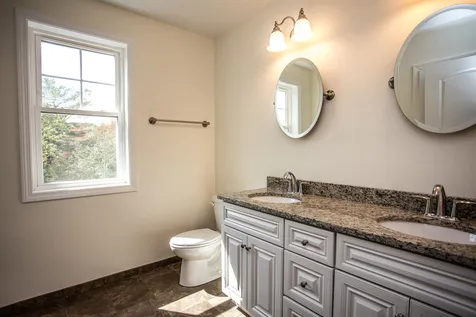19 Kendall Pond Road Derry NH 03038