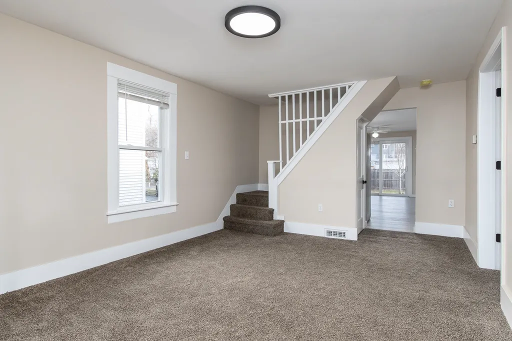 383 Bartlett Street Manchester NH 03102