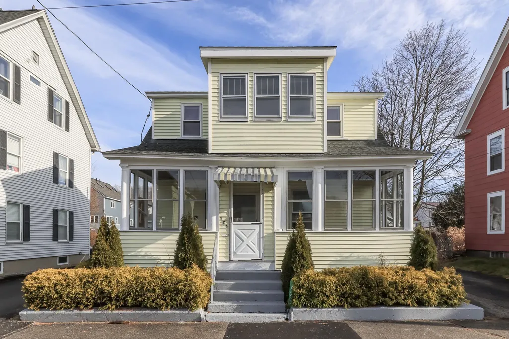 383 Bartlett Street Manchester NH 03102