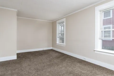 383 Bartlett Street Manchester NH 03102