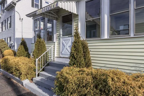 383 Bartlett Street Manchester NH 03102