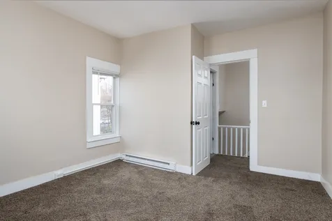 383 Bartlett Street Manchester NH 03102