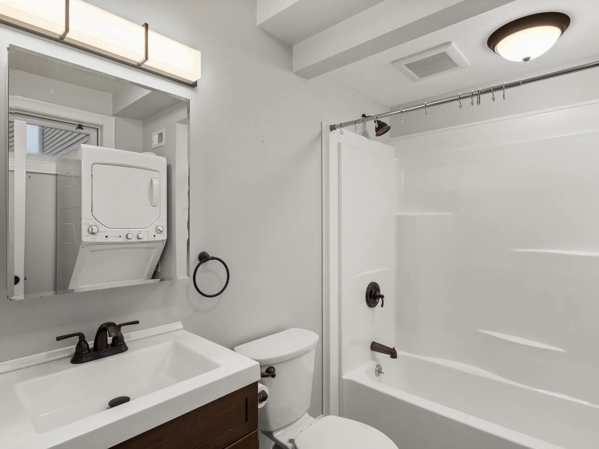 233 Falls Road Shelburne VT 05482