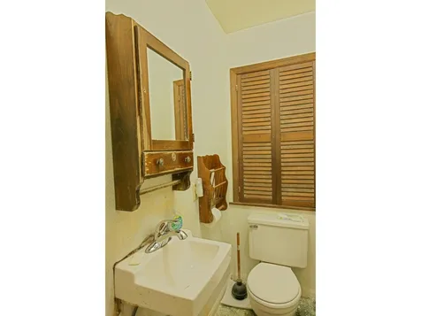 117 Shore Road Burlington VT 05408