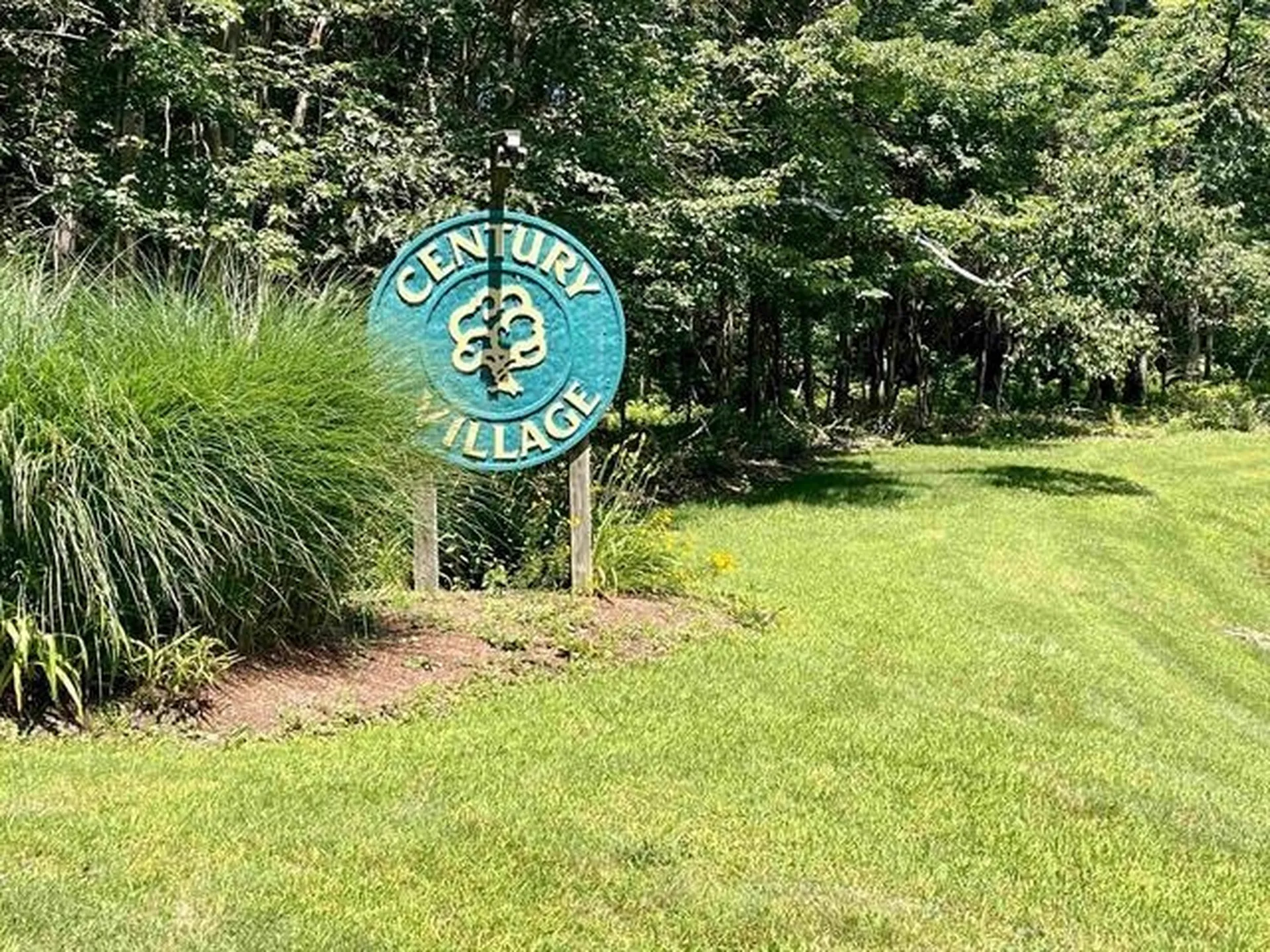 329 Winding Pond Road Londonderry NH 03053