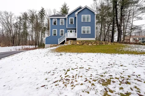 24 Peaslee Road Rochester NH 03867