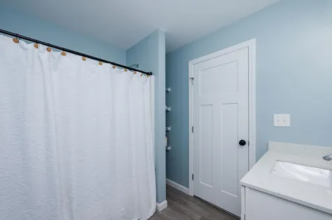 24 Peaslee Road Rochester NH 03867