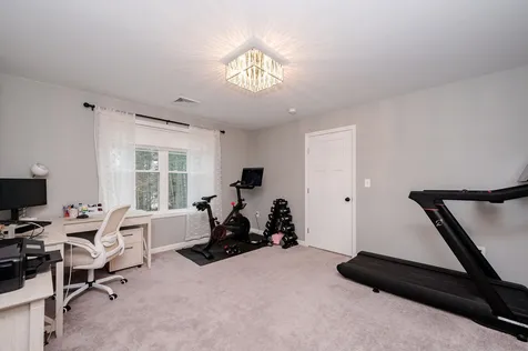 24 Peaslee Road Rochester NH 03867