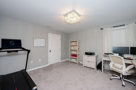 24 Peaslee Road Rochester NH 03867