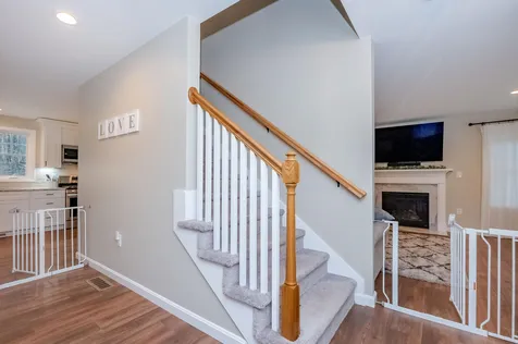 24 Peaslee Road Rochester NH 03867