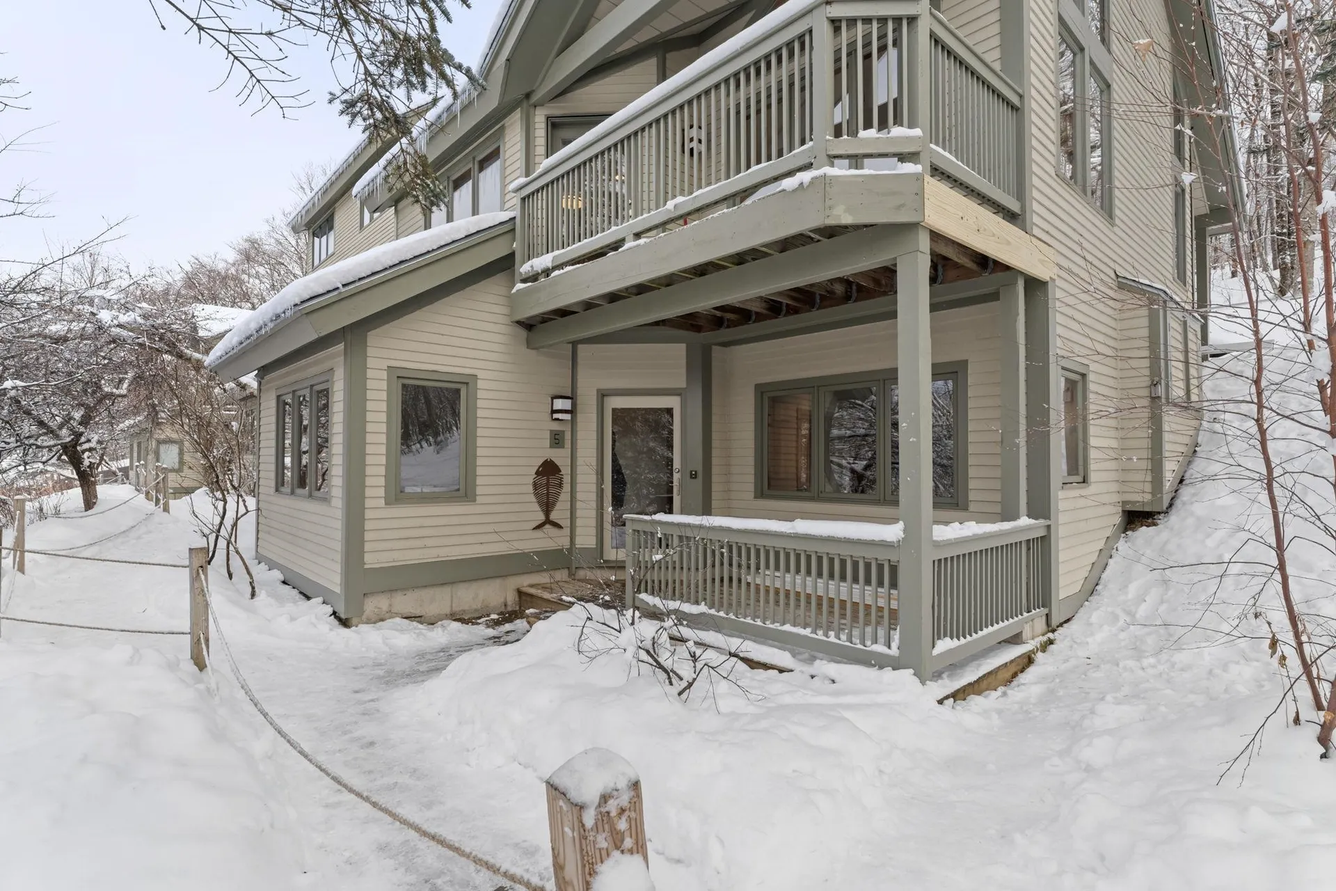 17 Bear Run Bolton VT 05676