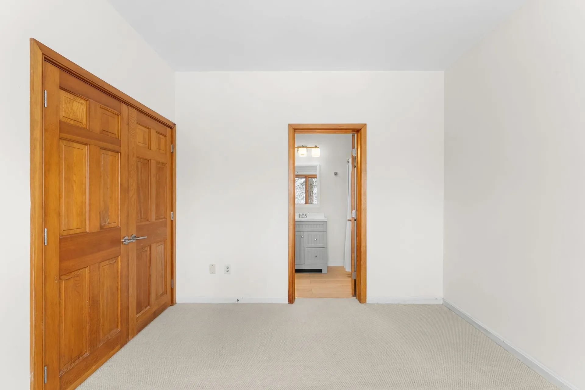 17 Bear Run Bolton VT 05676