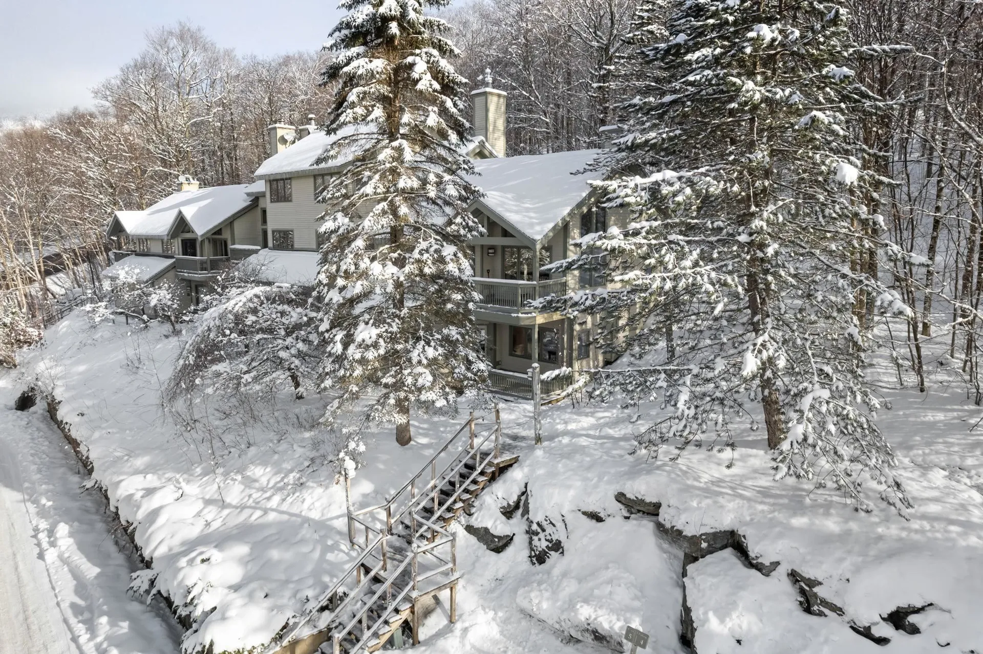 17 Bear Run Bolton VT 05676
