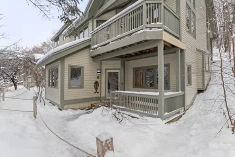 17 Bear Run Bolton VT 05676