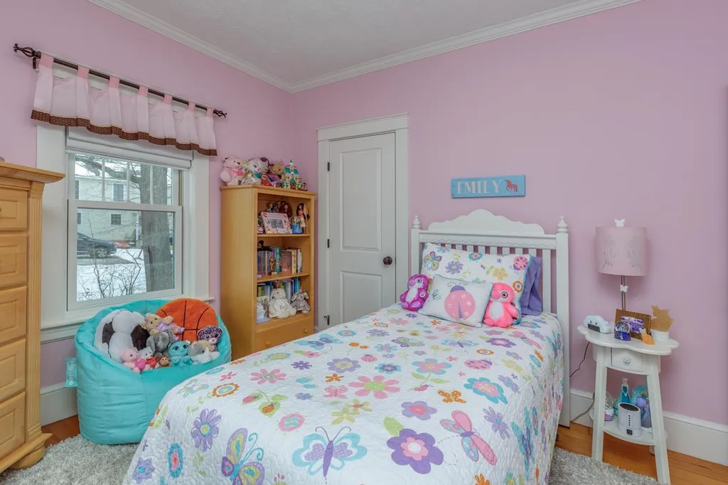 68 Sunnyside Street Manchester NH 03103