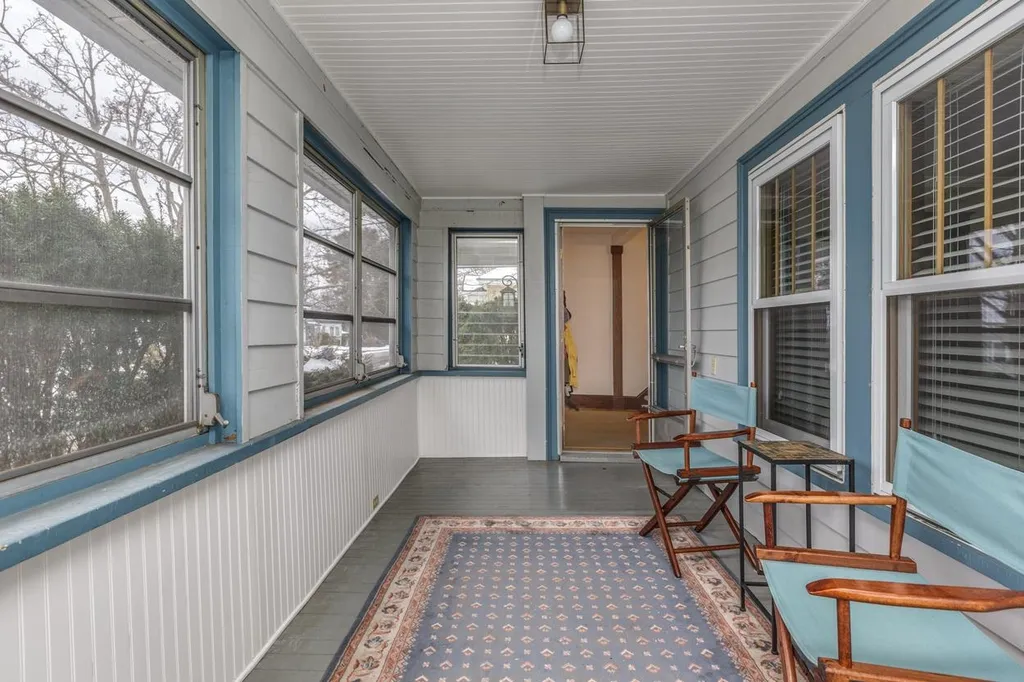 68 Sunnyside Street Manchester NH 03103