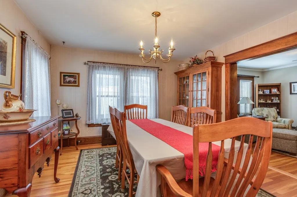 68 Sunnyside Street Manchester NH 03103