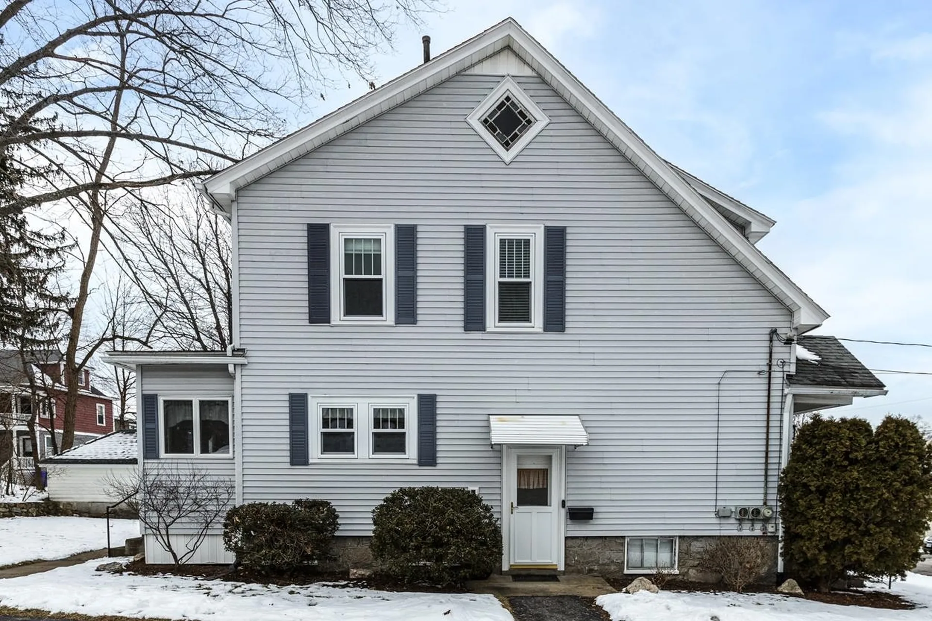 68 Sunnyside Street Manchester NH 03103