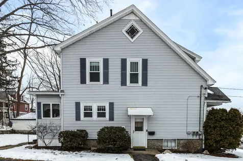 68 Sunnyside Street Manchester NH 03103