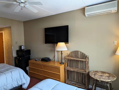 48 Cooper Memorial Drive Lincoln NH 03251