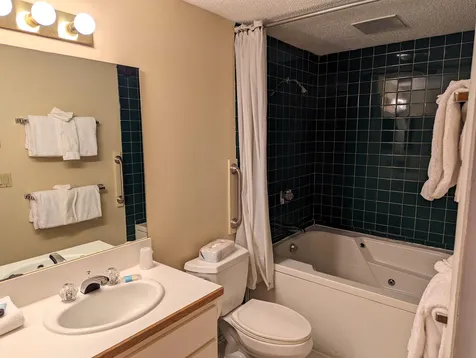 48 Cooper Memorial Drive Lincoln NH 03251