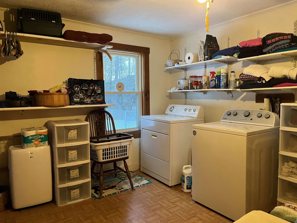 271 Riddle Hill Road Grafton NH 03240