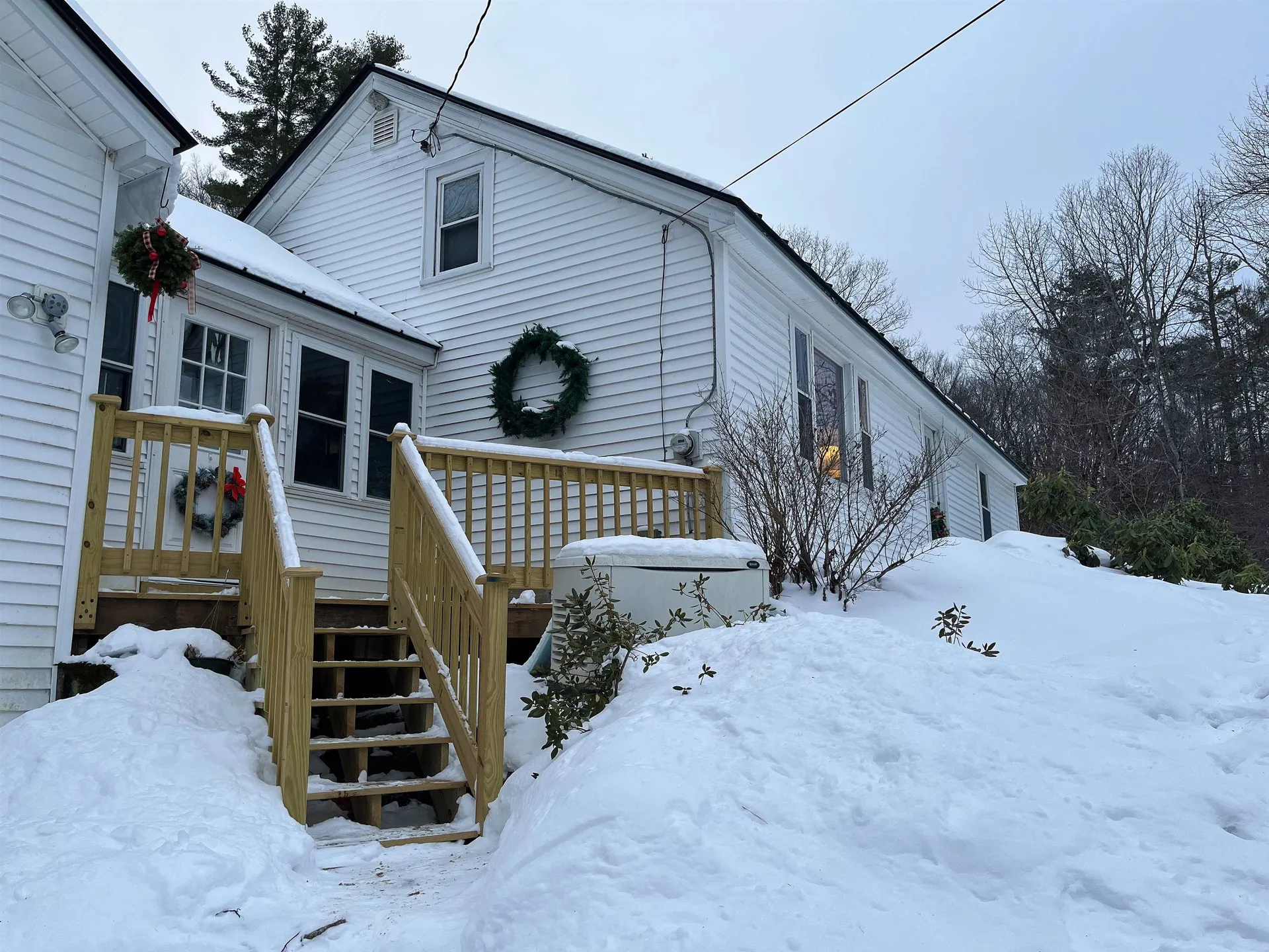 271 Riddle Hill Road Grafton NH 03240