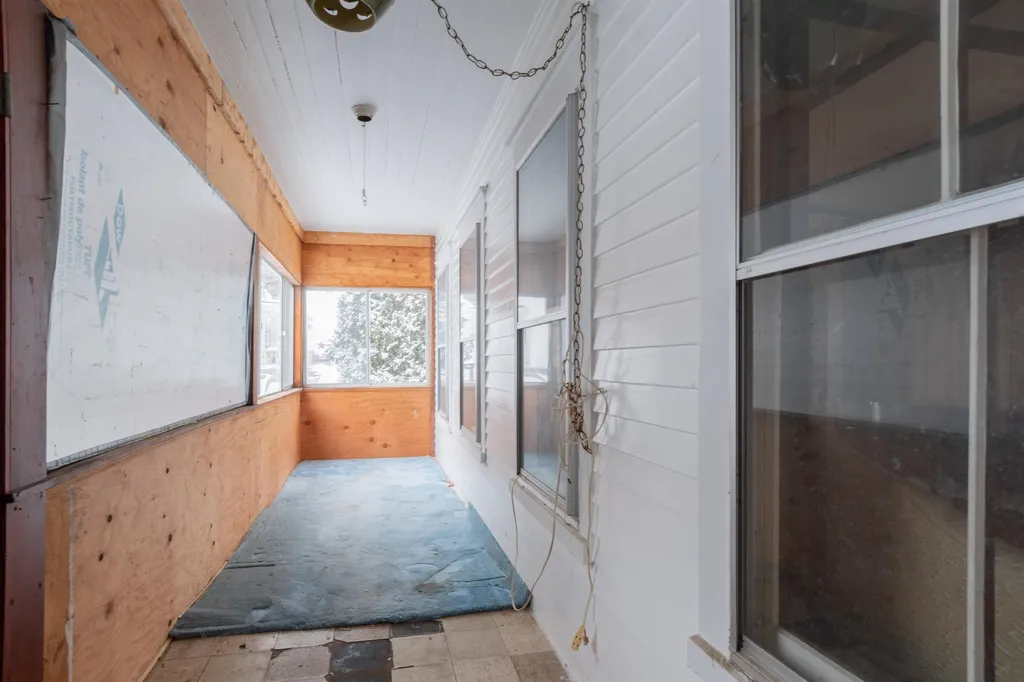 9 Webster Street Farmington NH 03835