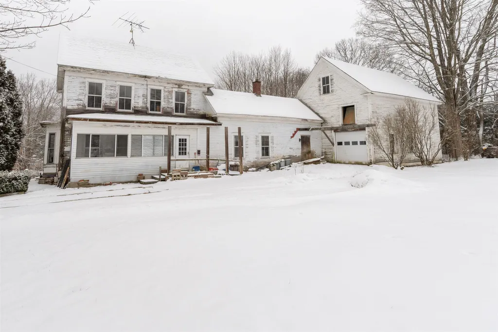 9 Webster Street Farmington NH 03835