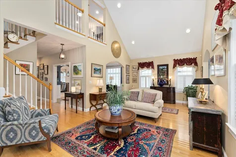 9 Crocketts Way Stratham NH 03885