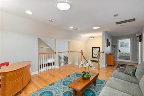 9 Crocketts Way Stratham NH 03885