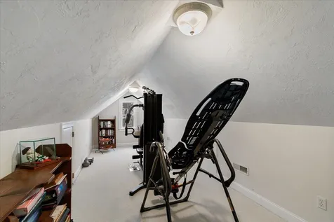 9 Crocketts Way Stratham NH 03885