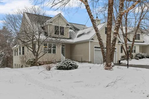 9 Crocketts Way Stratham NH 03885