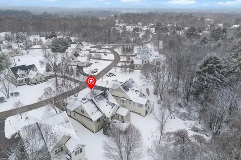 9 Crocketts Way Stratham NH 03885