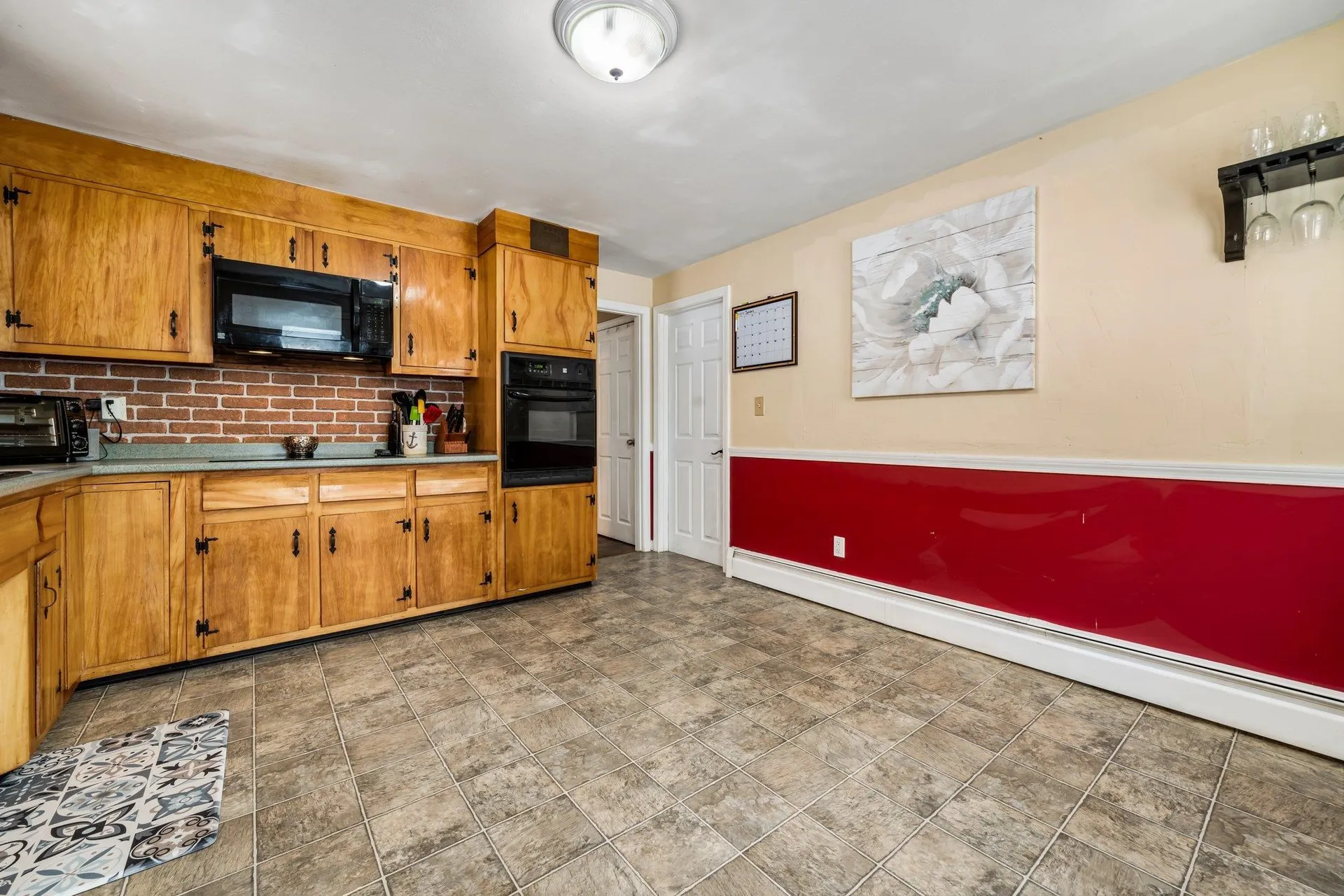 18 Hopkins Drive Hudson NH 03051