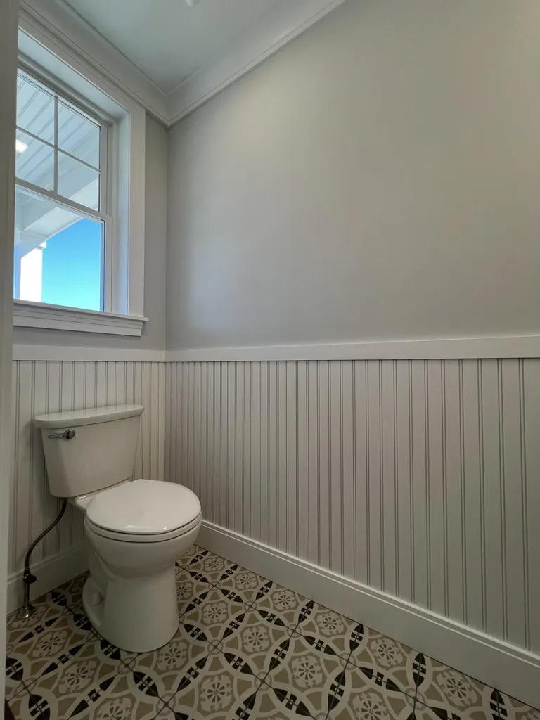198 Sage Lane Portsmouth NH 03801