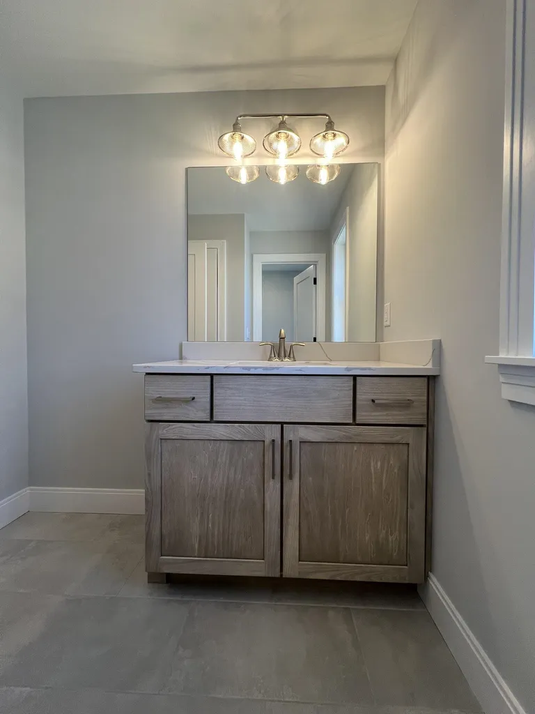198 Sage Lane Portsmouth NH 03801