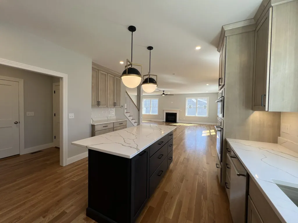 198 Sage Lane Portsmouth NH 03801