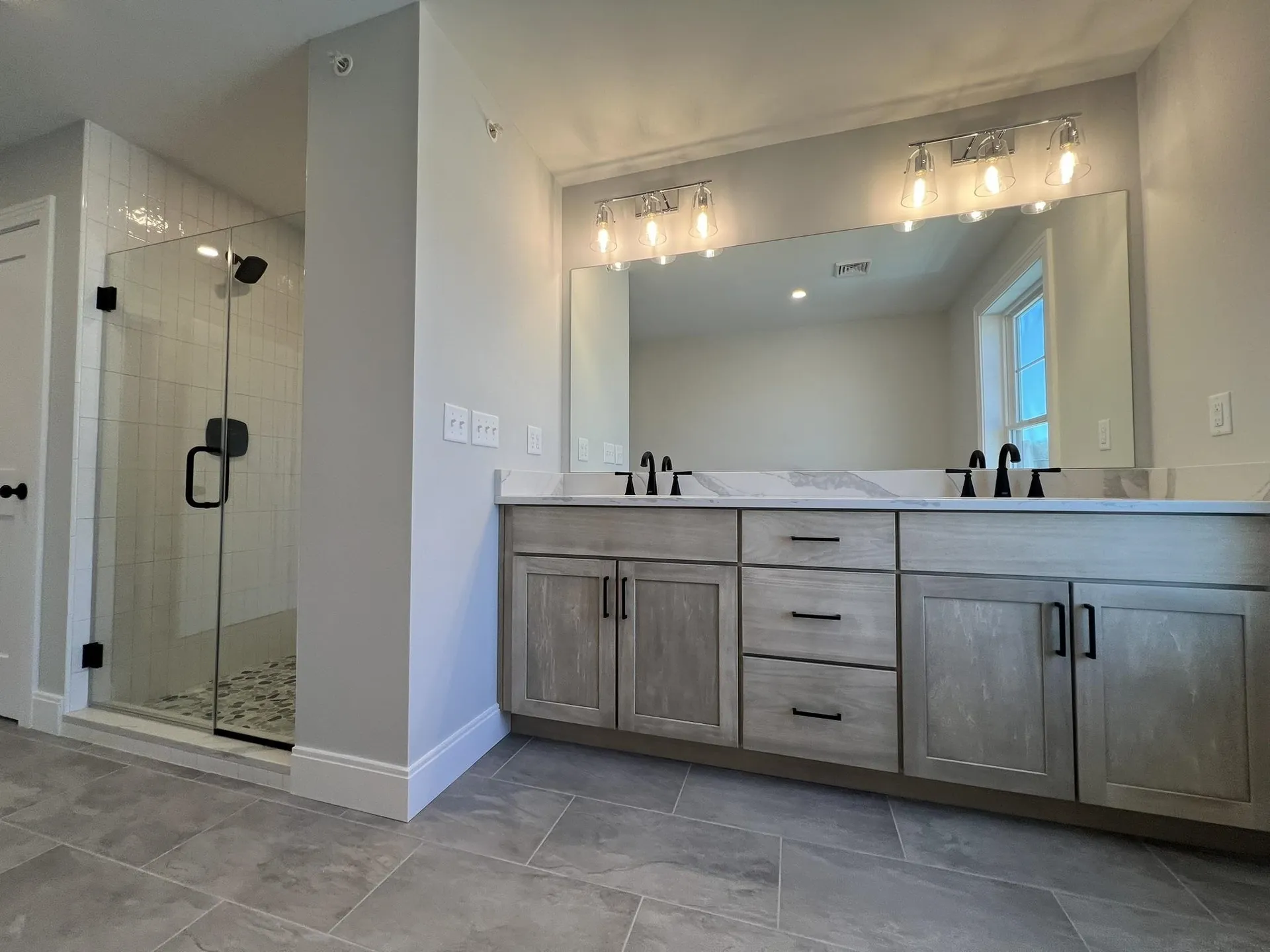 198 Sage Lane Portsmouth NH 03801
