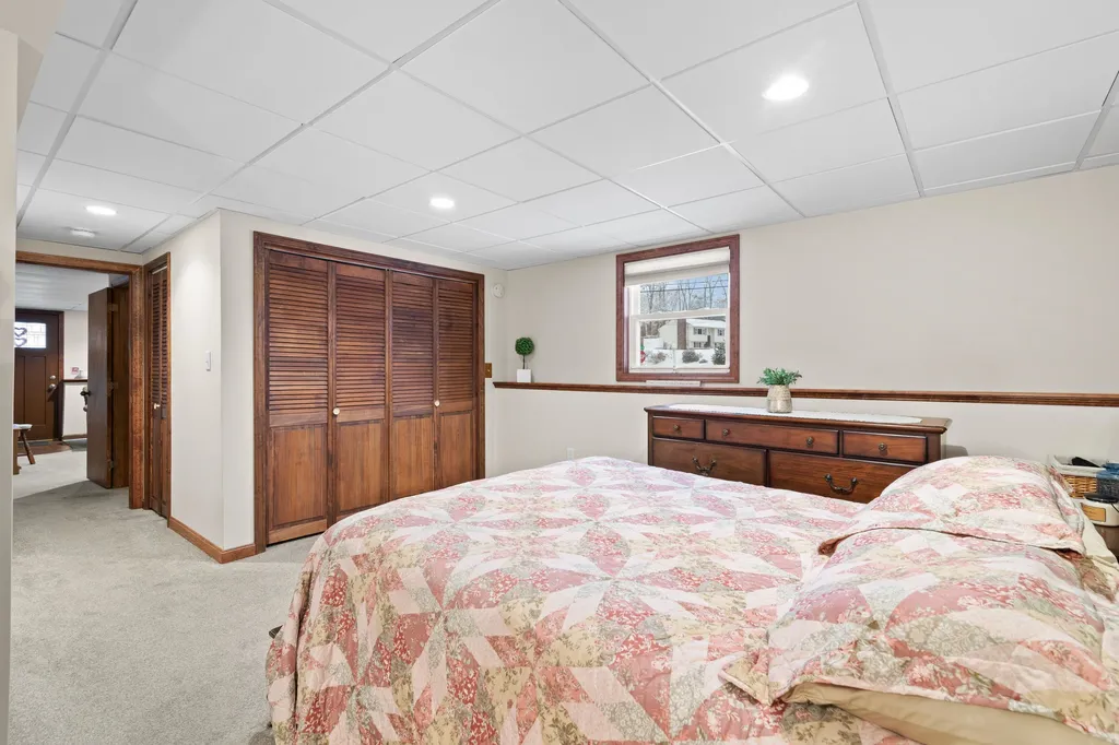 366 Blevens Drive Manchester NH 03104