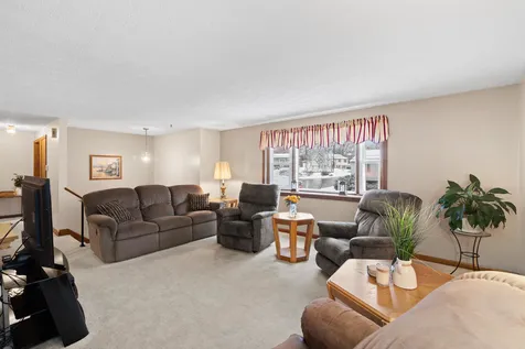 366 Blevens Drive Manchester NH 03104