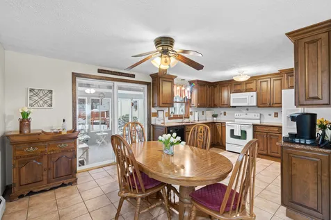 366 Blevens Drive Manchester NH 03104
