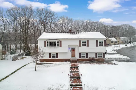 366 Blevens Drive Manchester NH 03104