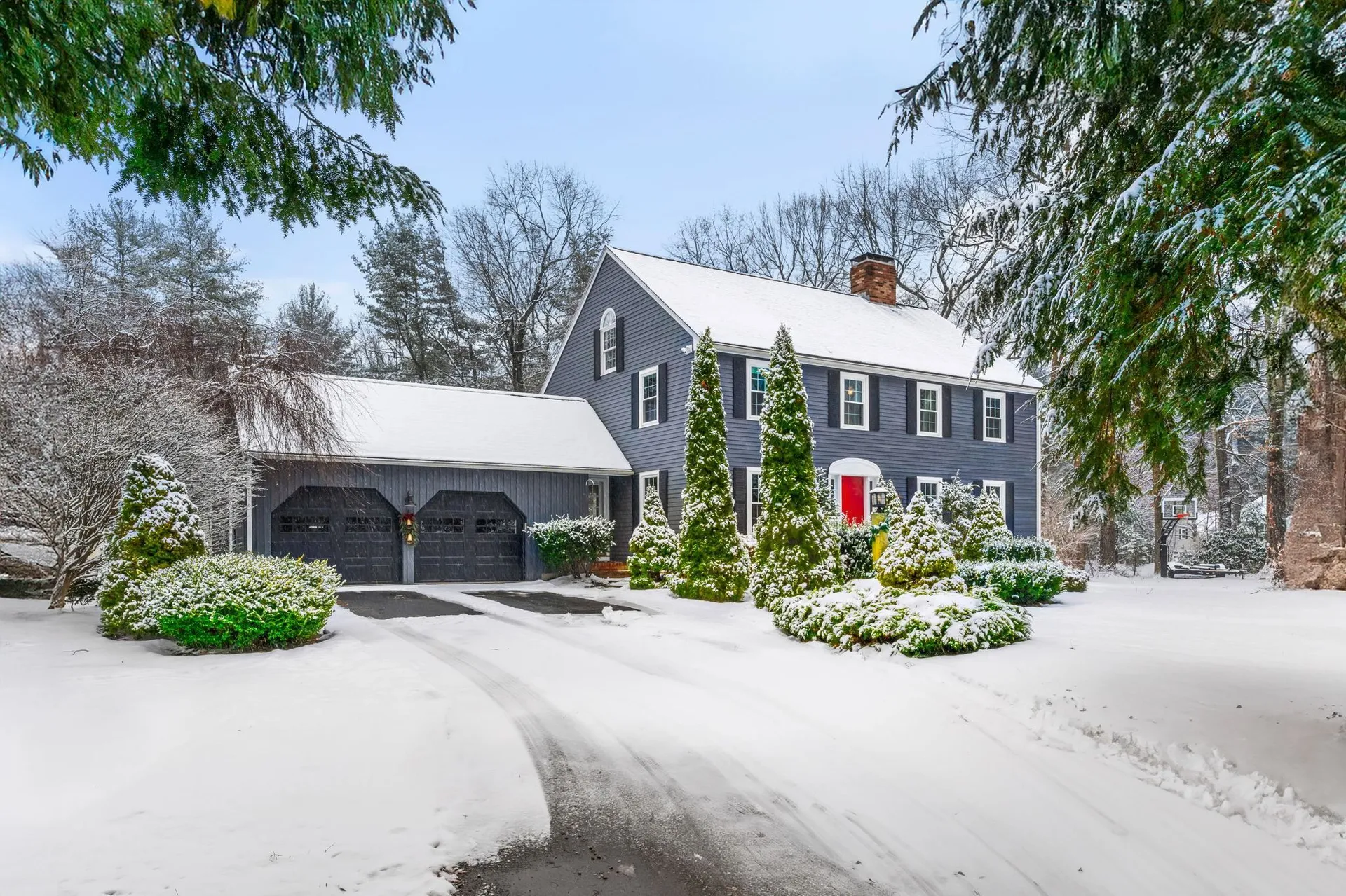 4 Fiddlers Ridge Road Londonderry NH 03053